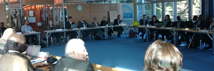 teaser_thinktank_roundtable.jpg